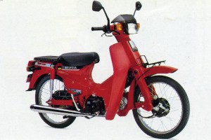 1983年10月スーパーカブ50スーパーカスタム(赤カブ)