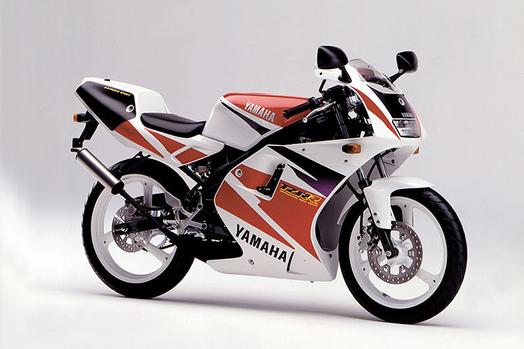 1995年2月　TZR50R（4EU3)　ラジカルホワイト