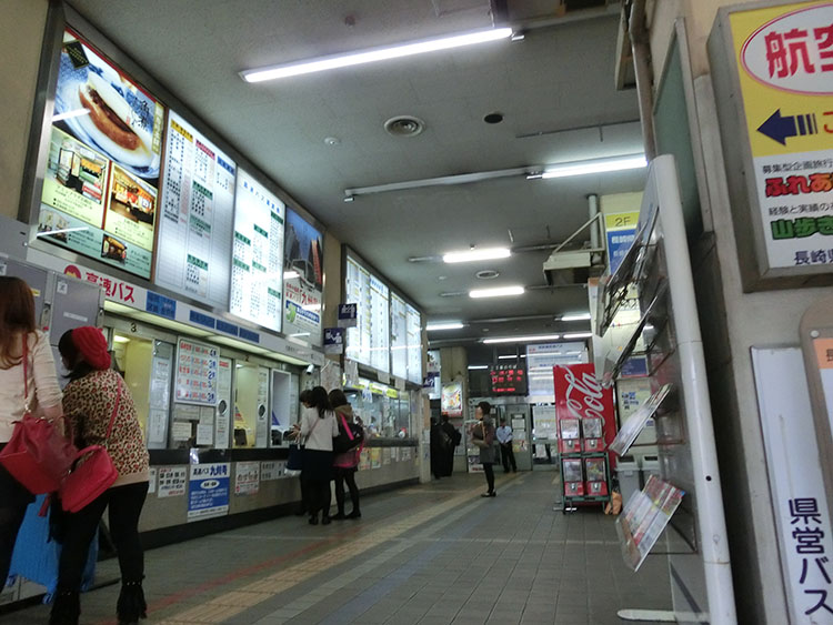 長崎県営バスターミナル2013年10月撮影